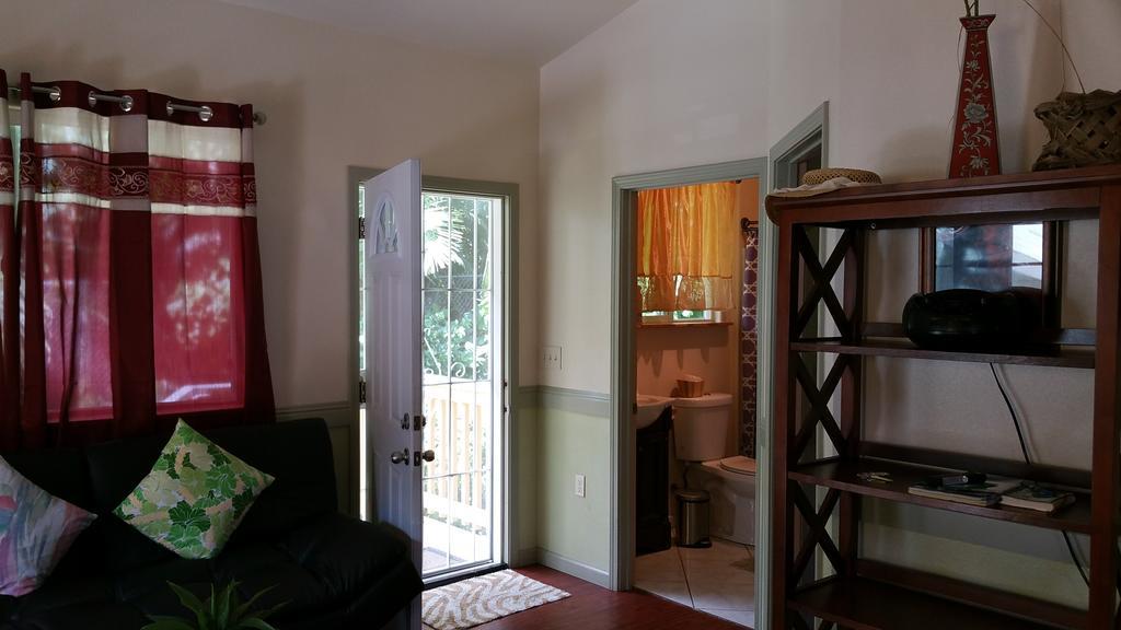 Oceanfront Cottage Near The Kalapana Lava Flows Kehena Chambre photo